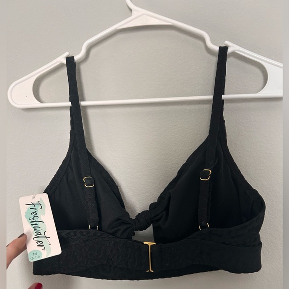 Women's Leopard Twist Front Bikini Top **NWT** M - Picture 5 of 11